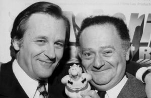 Höfundar: Albert Uderzo teiknari og René Goscinny rithöfundur